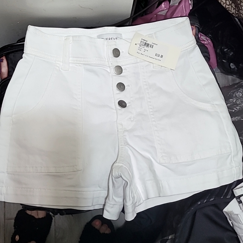 Evereve white shorts 24